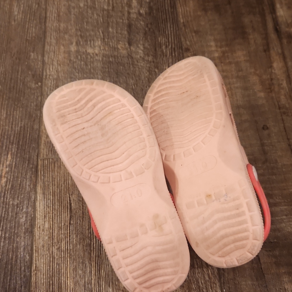 Foam Rubber Clog Water Shoes - Picture 6 of 11